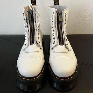 Dr. Marten’s Sinclair Women’s Leather Platform US 8